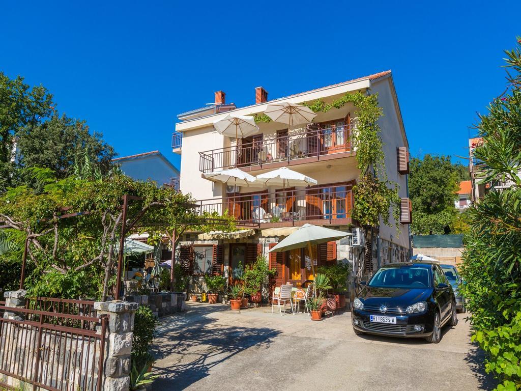 Apartment Snjezana Dramalj Bagian luar foto