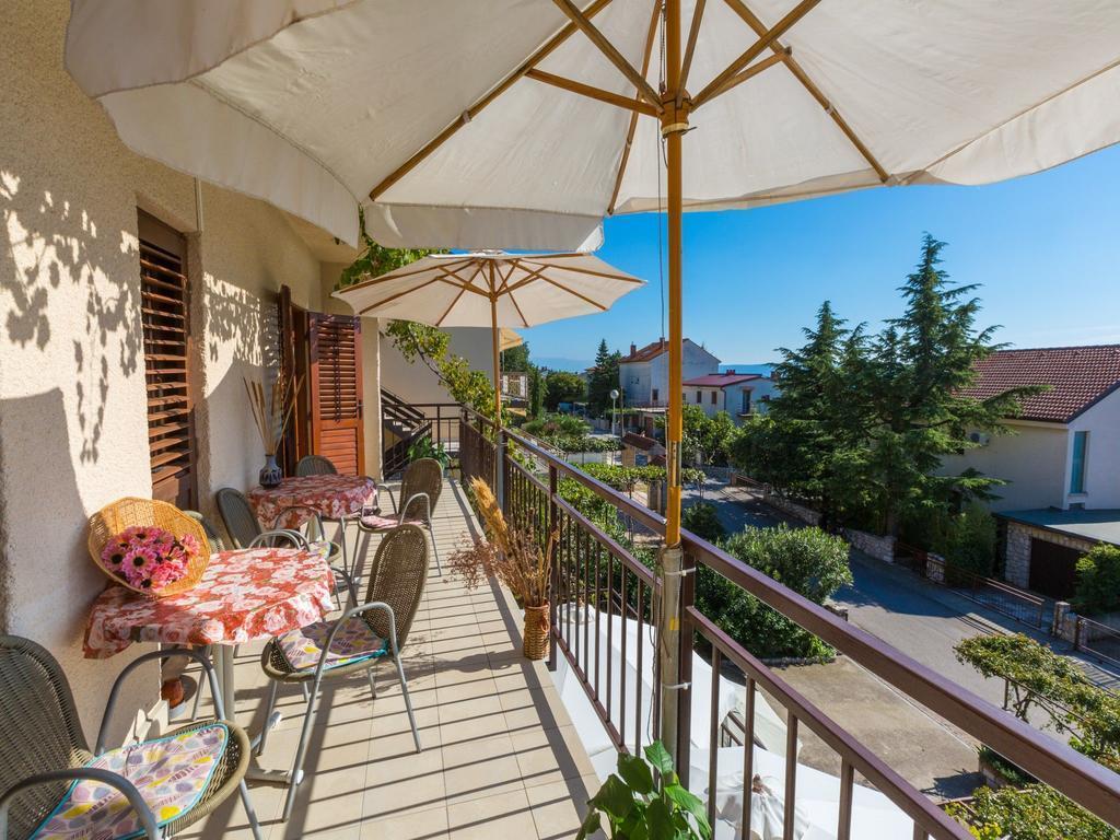 Apartment Snjezana Dramalj Bagian luar foto